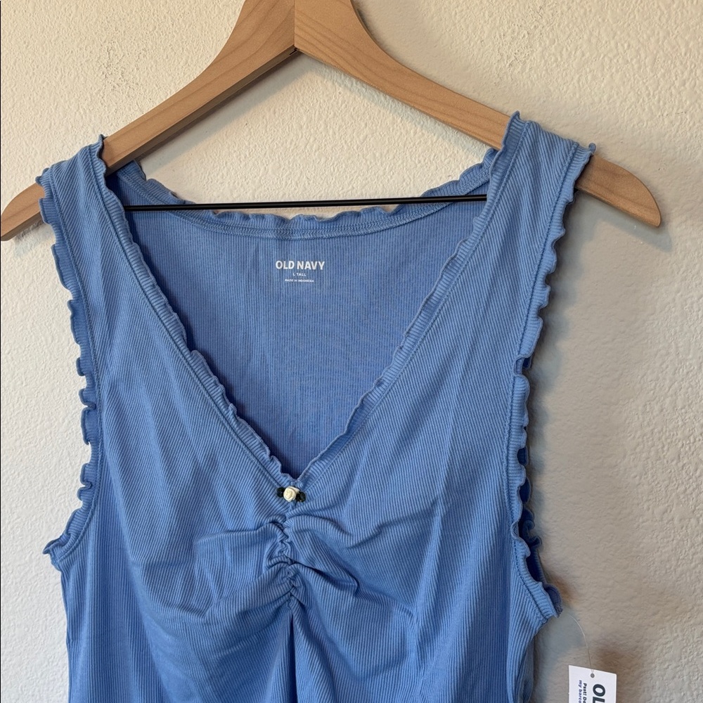 Cinched Rib-Knit Tank Top - Picture 9 of 12